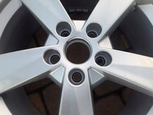 Laden Sie das Bild in den Galerie-Viewer, 1x Alufelge 17 Zoll 7.0" 5x112 45ET 81A601025B Audi Q2 Rim Wheel FEL8432447683vi