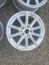 Laden Sie das Bild in den Galerie-Viewer, 4x Alufelge 16 Zoll 7.0" 5x112 52ET Glanz Silber 6855080 BMW 2 F45 F46 Rim Wheel FEL8230986755dd