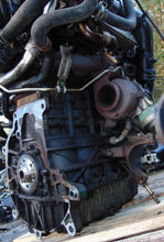 Laden Sie das Bild in den Galerie-Viewer, Motor Mitsubishi VW Grandis BSY --- 2.0 Diesel Engine Komplett