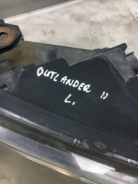 Frontscheinwerfer Mitsubishi Outlander II Links Scheinwerfer Headlight