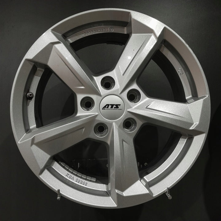 4x Alufelge 16 Zoll 6.5" 5x112 46ET Silber KBA52862 Skoda Octavia Iii Rim Wheel FEL8872347865sz