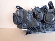 Laden Sie das Bild in den Galerie-Viewer, Frontscheinwerfer Dacia Duster 260602465 Links Scheinwerfer Headlight