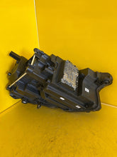 Laden Sie das Bild in den Galerie-Viewer, Frontscheinwerfer Audi E-Tron 89A941035 LED Links Scheinwerfer Headlight