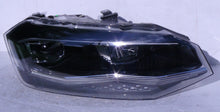 Laden Sie das Bild in den Galerie-Viewer, Frontscheinwerfer VW Polo 2G1941036H LED Rechts Scheinwerfer Headlight