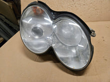 Laden Sie das Bild in den Galerie-Viewer, Frontscheinwerfer Mercedes-Benz Sl R230 A2308207261 Xenon Rechts Headlight SCH5299994755ef