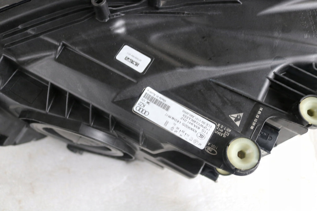 Frontscheinwerfer Audi Q3 83A941012 Rechts Scheinwerfer Headlight