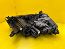 Load image into Gallery viewer, Frontscheinwerfer Skoda Enyaq 5LB941015 85122000 LED Links Headlight SCH2652273732ol