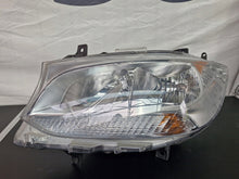 Laden Sie das Bild in den Galerie-Viewer, Frontscheinwerfer Mercedes-Benz Sprinter A9109060000 Links Headlight SCH8266578683vg