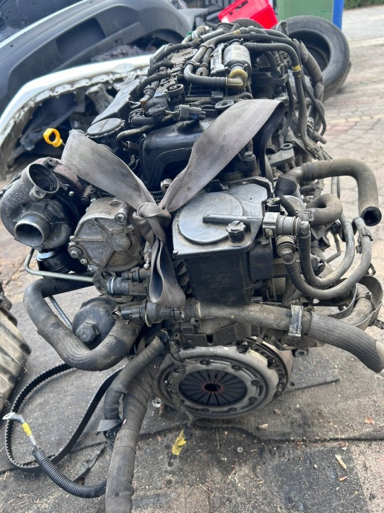Motor Citroën Ford Peugeot I 9655911480 1.6 HDI 97PS 71kW Diesel Engine Komplett MOT2079230631ul