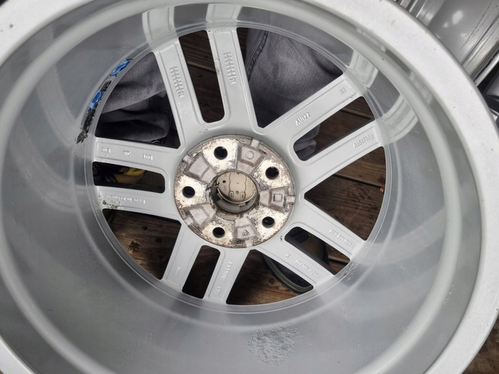 4x Alufelge 17 Zoll 8.5" 5x112 50ET Silber 8S0601025A Audi Tt Rim Wheel FEL5859348672kc