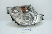 Laden Sie das Bild in den Galerie-Viewer, Frontscheinwerfer Mercedes-Benz A9608200839 Xenon Rechts Scheinwerfer Headlight SCH2875136501vy