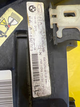 Laden Sie das Bild in den Galerie-Viewer, Frontscheinwerfer BMW 3 E90 69427379 Xenon Links Scheinwerfer Headlight SCH9843420386gn