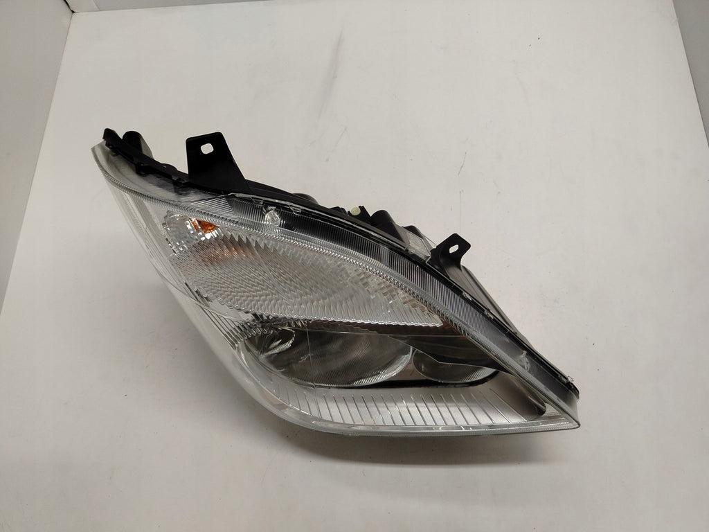 Frontscheinwerfer Mercedes-Benz Sprinter A9068200161 Ein Satz Headlight