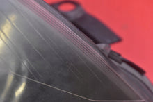 Laden Sie das Bild in den Galerie-Viewer, Frontscheinwerfer Opel Zafira B 24451053 Rechts Scheinwerfer Headlight