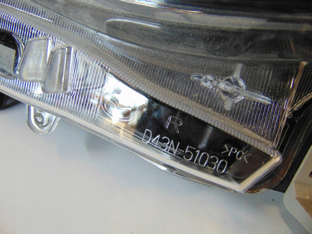 Frontscheinwerfer Mazda II D43N-51030 LED Rechts Scheinwerfer Headlight