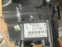 Load image into Gallery viewer, Frontscheinwerfer VW Polo 6c1 6C1941006 Rechts Scheinwerfer Headlight SCH3727613929oa