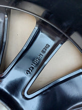 Laden Sie das Bild in den Galerie-Viewer, 1x Alufelge 18 Zoll 8.0&quot; 5x108 42ET 31471312 Volvo S60 V60 Rim Wheel