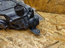 Laden Sie das Bild in den Galerie-Viewer, Frontscheinwerfer 6F1941006B Rechts Scheinwerfer Headlight