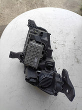 Laden Sie das Bild in den Galerie-Viewer, Frontscheinwerfer Peugeot 2008 II 9823193480 Rechts Scheinwerfer Headlight