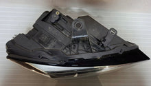 Load image into Gallery viewer, Frontscheinwerfer Audi Q2 81A941012 Full LED Rechts Scheinwerfer Headlight SCH9668152598bj