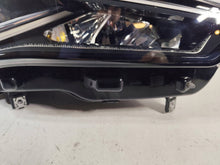 Laden Sie das Bild in den Galerie-Viewer, Frontscheinwerfer Seat Tarraco 5FJ941008E Rechts Scheinwerfer Headlight SCH3845976683rg