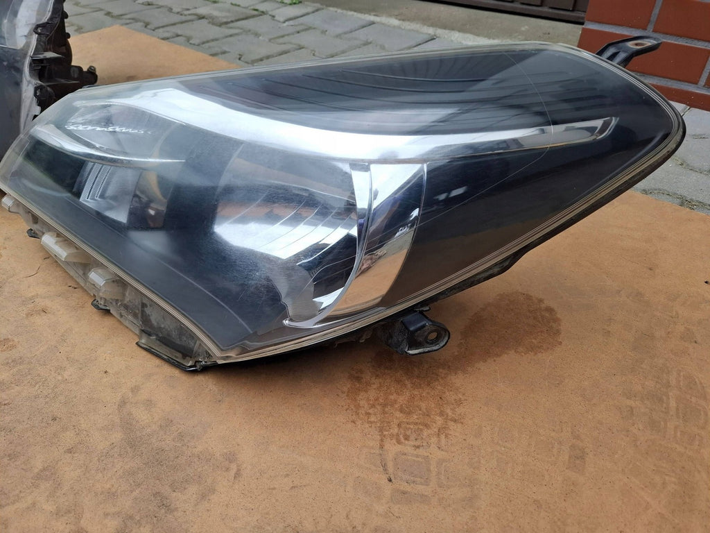 Frontscheinwerfer Toyota Yaris Ein Satz Scheinwerfer Headlight SCH1012069299qq