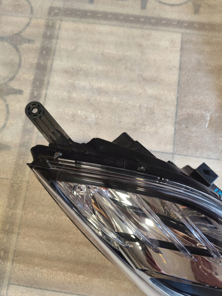 Frontscheinwerfer Hyundai Ix20 921021K000 Ein Stück (Rechts oder Links)