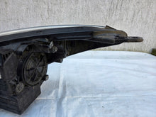 Load image into Gallery viewer, Frontscheinwerfer Hyundai I30 92102-A6060 Rechts Scheinwerfer Headlight SCH4817863532ir