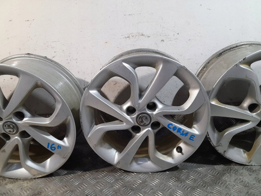 4x Alufelge 16 Zoll 6.5" 4x100 40ET Glanz Schwarz 13380636 Opel Corsa E FEL3561752122cl