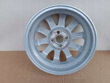 Load image into Gallery viewer, 1x Alufelge 15 Zoll 4.5" 4x100 35ET 52910G5500 Toyota Aygo Rim Wheel FEL4556285267xl