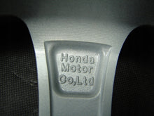 Load image into Gallery viewer, 1x Alufelge 17 Zoll 7.0&quot; 5x114.3 55ET 08W17SMG600F Honda Civic Accord Rim Wheel