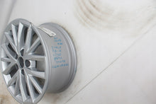 Laden Sie das Bild in den Galerie-Viewer, 1x Alufelge 17 Zoll 7.5" 5x114.3 40ET Glanz Silber 42611-YY850 Toyota Corolla FEL7345106362rh