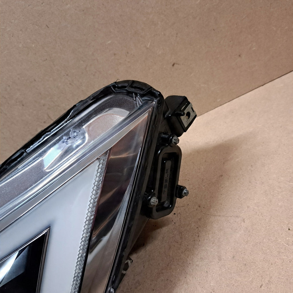 Frontscheinwerfer Tesla S 105816900C LED Links Scheinwerfer Headlight