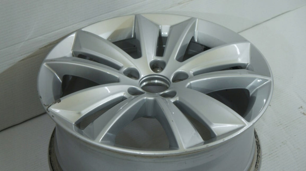 1x Alufelge 17 Zoll 7.0" 5x108 40,5ET Glanz Silber 31471309 Volvo V60 Rim Wheel