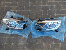 Laden Sie das Bild in den Galerie-Viewer, Frontscheinwerfer Dacia Sandero Logan II 90114430 LED Ein Satz Headlight