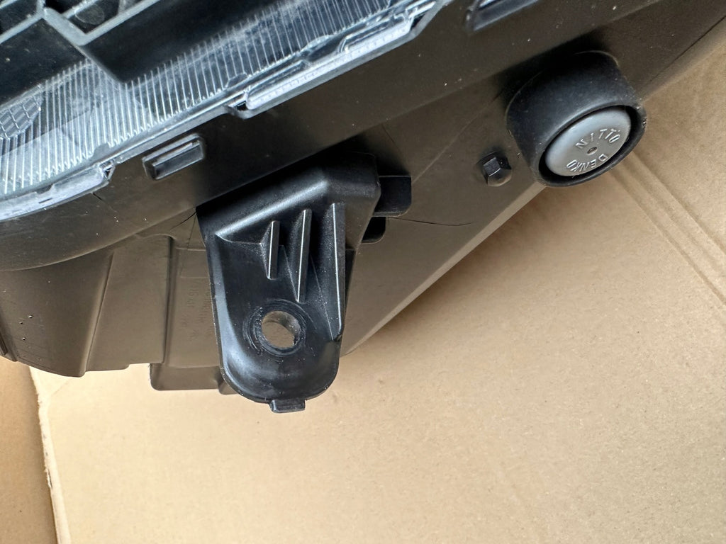 Frontscheinwerfer Hyundai Bayon 92101Q0500 92102Q0500 Rechts oder Links