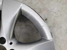 Laden Sie das Bild in den Galerie-Viewer, 1x Alufelge 17 Zoll 7.5" 5x112 52 5ET A2464010502 Mercedes-Benz W246 Rim Wheel FEL1152771777mu