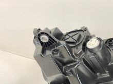 Laden Sie das Bild in den Galerie-Viewer, Frontscheinwerfer Skoda Enyaq 5LB941015 LED Links Scheinwerfer Headlight