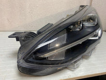 Laden Sie das Bild in den Galerie-Viewer, Frontscheinwerfer Ford Focus JX7B-13E015-CE Full LED Links Headlight SCH3185426088dt
