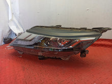 Laden Sie das Bild in den Galerie-Viewer, Frontscheinwerfer Mitsubishi L200 LED Links Scheinwerfer Headlight