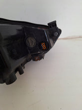 Laden Sie das Bild in den Galerie-Viewer, Frontscheinwerfer Hyundai Ix35 LED Links Scheinwerfer Headlight