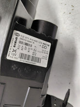 Laden Sie das Bild in den Galerie-Viewer, Frontscheinwerfer Renault Trafic III 260105947R Rechts Scheinwerfer Headlight SCH3872095202ck