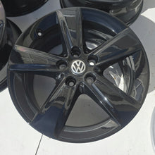Load image into Gallery viewer, 4x Alufelge 17 Zoll 7.5" 5x112 54ET 6855088 BMW 4 Caddy V Golf VII Touran FEL3339349182sz