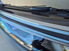 Laden Sie das Bild in den Galerie-Viewer, Frontscheinwerfer Opel Crossland X 13467967 Links Scheinwerfer Headlight SCH7939924099ie