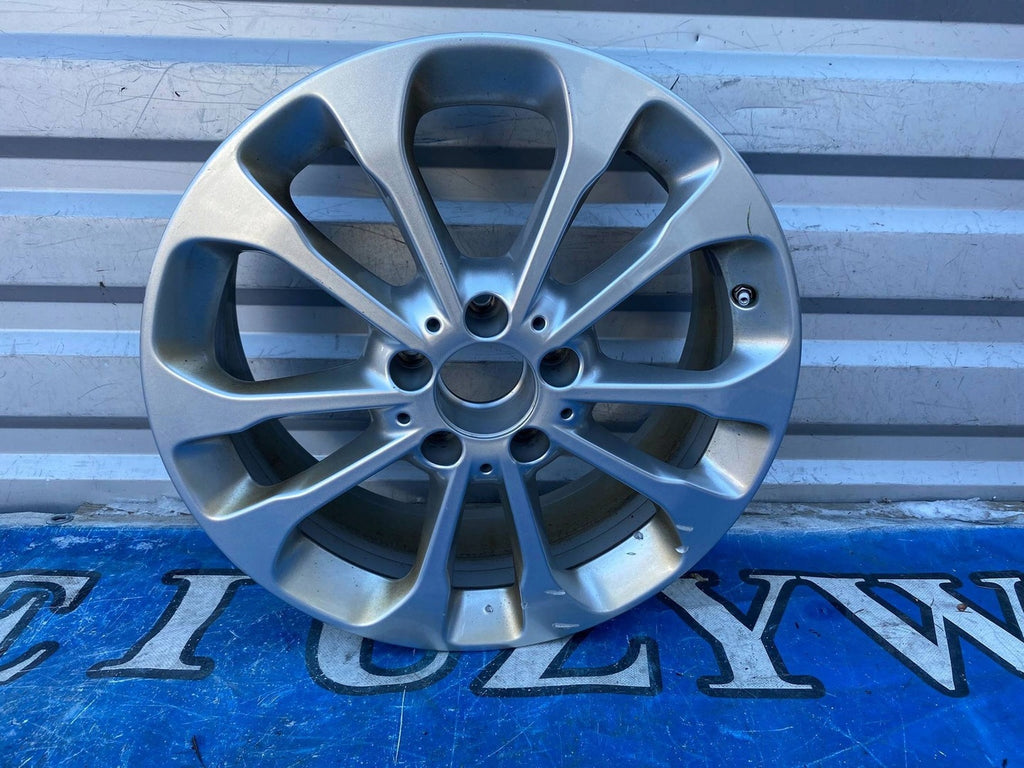 1x Alufelge 17 Zoll A1564011700 Mercedes-Benz Gla Rim Wheel