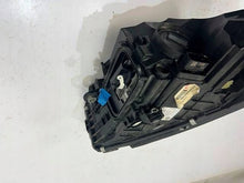 Laden Sie das Bild in den Galerie-Viewer, Frontscheinwerfer Mercedes-Benz W206 A2069064703 Links Scheinwerfer Headlight SCH6322494468xq