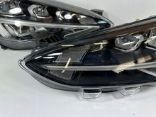 Load image into Gallery viewer, Frontscheinwerfer Ford Focus MX7B-13E015-ED MX7B-13E014-ED Ein Satz Headlight SCH8685625044ob