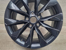 Laden Sie das Bild in den Galerie-Viewer, 1x Alufelge 17 Zoll 5x112 3P0601025AC Skoda Superb I Rim Wheel FEL7744910365ou