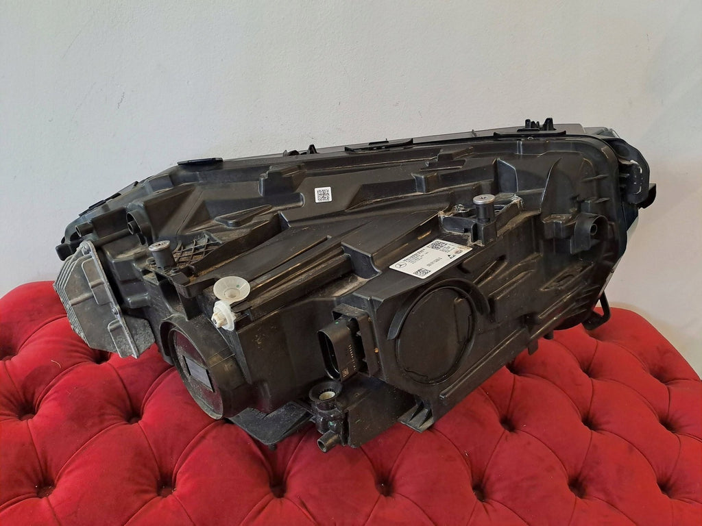 Frontscheinwerfer Mercedes-Benz Eqb A2439068900 01577901Q03ZGS003 Links SCH9620481215cp