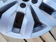Laden Sie das Bild in den Galerie-Viewer, 1x Alufelge 17 Zoll 8.0" 5x112 2H0601025T VW Amarok Rim Wheel FEL5303656879vb